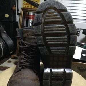 Dr. Martens Womens Size 7 Mens Size 6 Brown Comb Leather